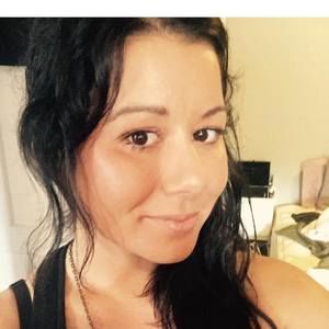 Meet your Posher, Lia